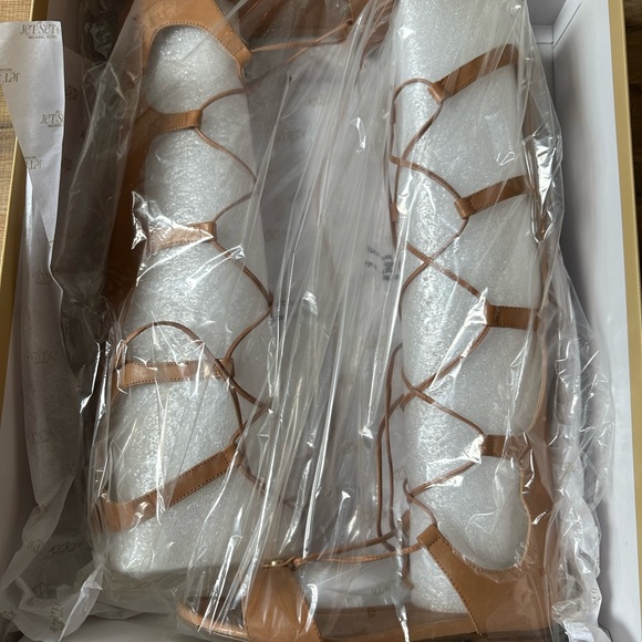 Michael Kors gladiator lace up sandals - 6 - Picture 2 of 2